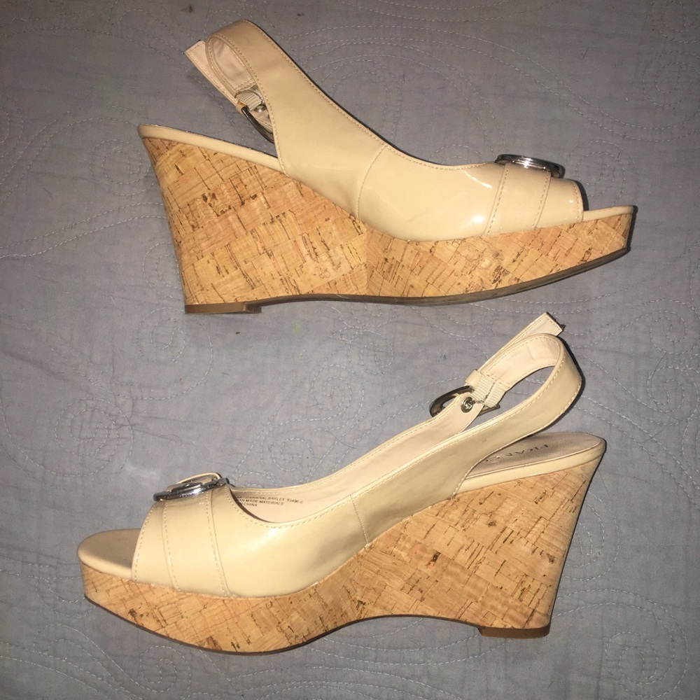 Franco Sarto Nude Wedge Heel Buckle Sandal  Sz 10